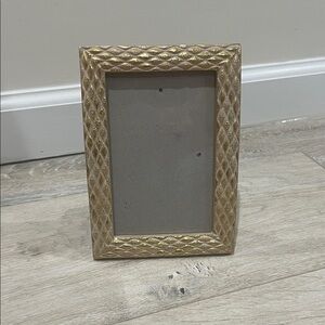 Elegant Gold Picture Frame 5x6